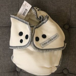 SustainableBabyish fitted diaper